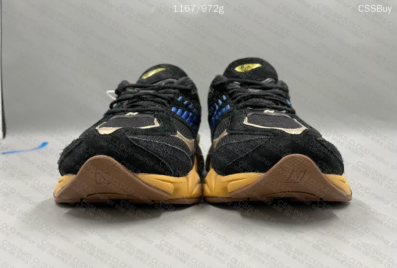 New Balance 9060 “ Black Royal Gum” 6