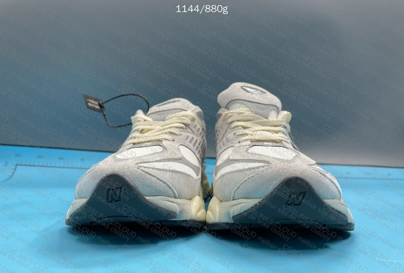 New Balance 9060 - ECA