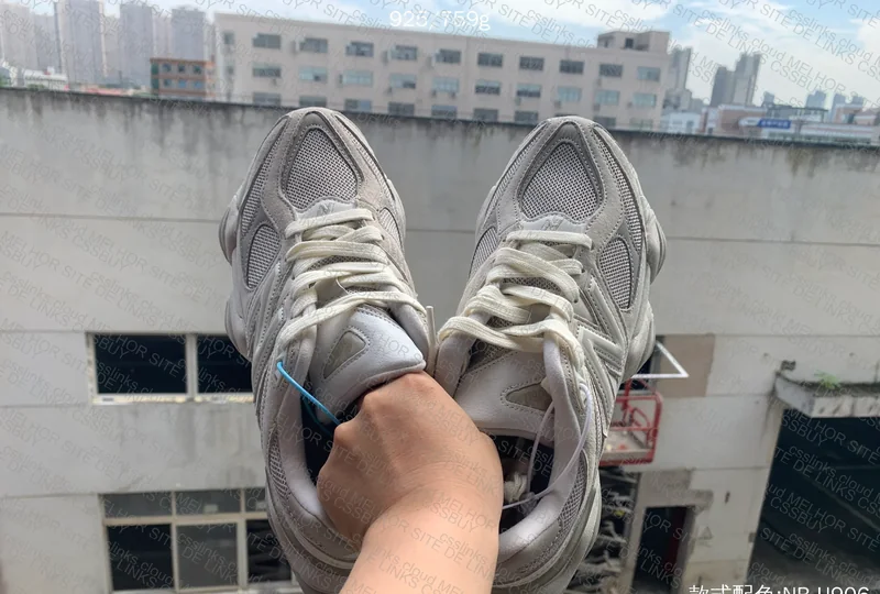 NEW BALANCE 9060 - Grey Moonbeam 4