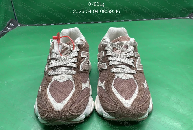 NEW BALANCE 9060 MARROM 2