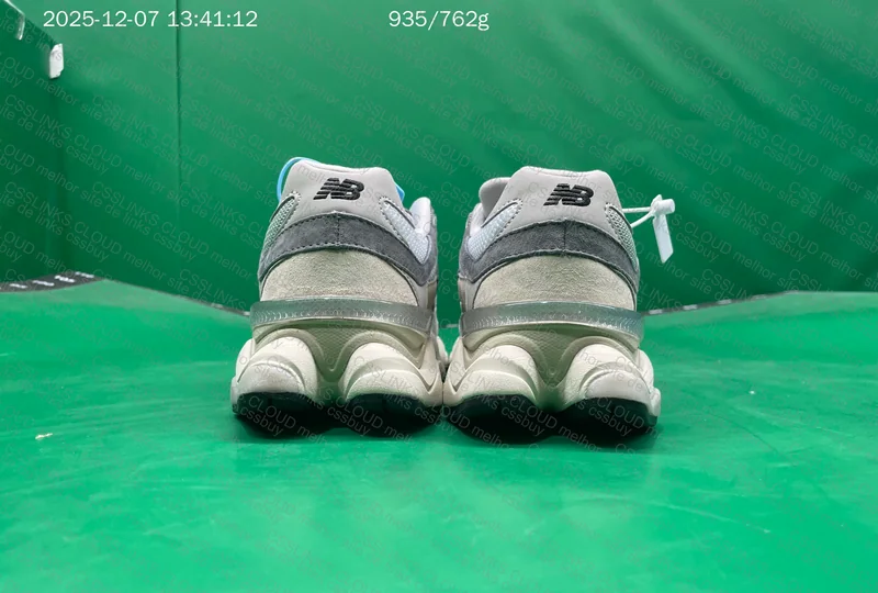 New Balance 9060 - Rain Cloud 8
