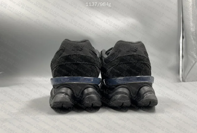 NEW BALANCE 9060 TRIPLE BLACK 4