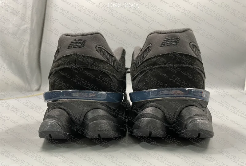 NEW BALANCE 9060 TRIPLE BLACK 2