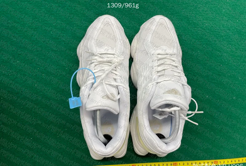 New Balance 9060 White 8