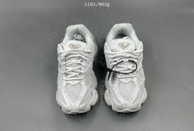 NEW BALANCE 9060 WHITE 180Y 3