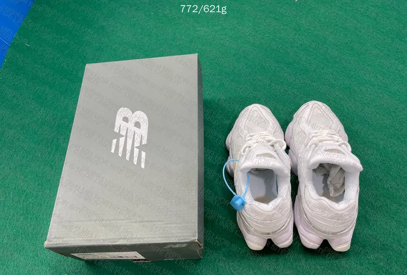 New Balance 9060 White U9060NRJ 7