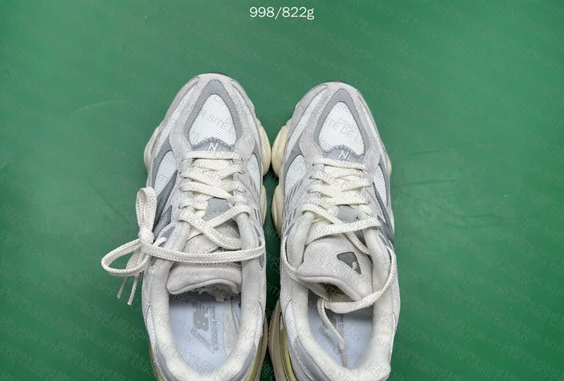 New balance 9060(sale 79y) 2
