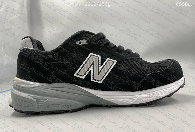 New Balance 990