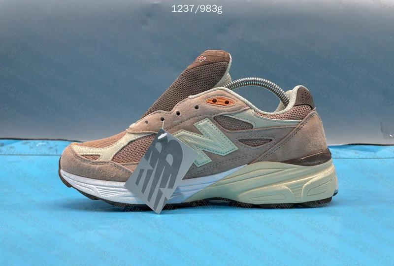 New Balance 990v3 5