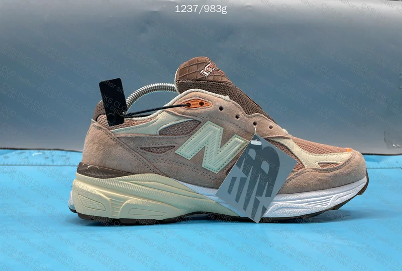 New Balance 990v3 7