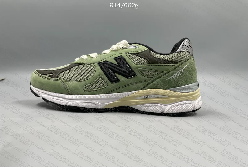 New Balance 990v3 olive 2