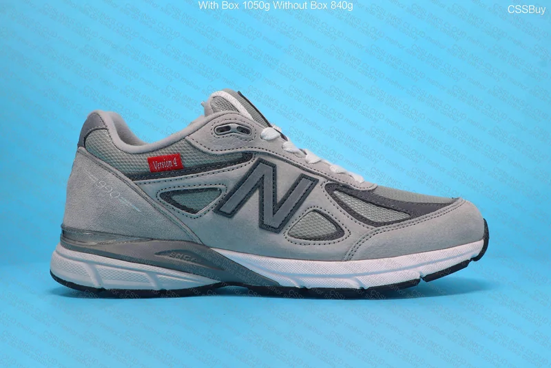New Balance 990v4