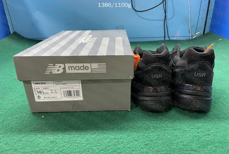 New Balance 992 Zok