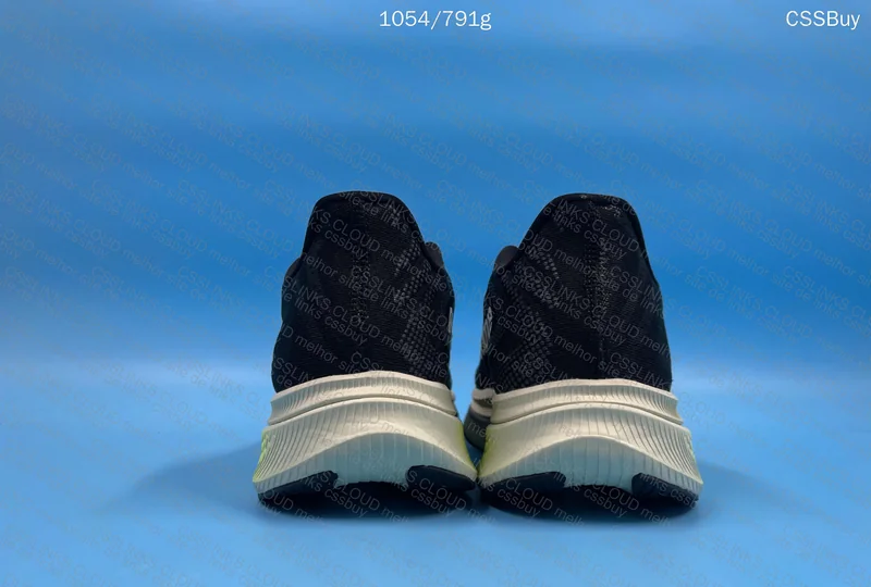 NEW BALANCE FUEL CELL SUPERCOMB V2 3