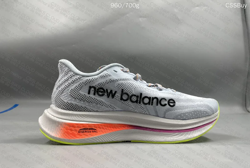 NEW BALANCE FUEL CELL V2 6