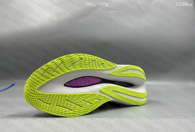 NEW BALANCE FUEL CELL V2 7