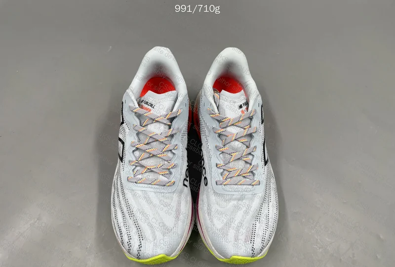 New Balance Fuel Cell V2
