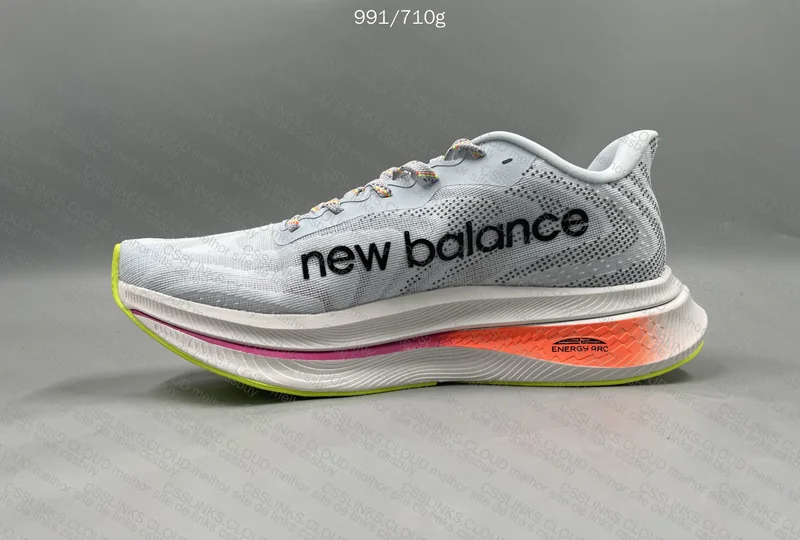 New Balance Fuel Cell V2 7