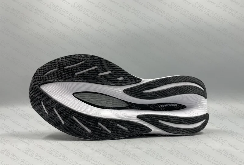 New Balance Fuelcell 6