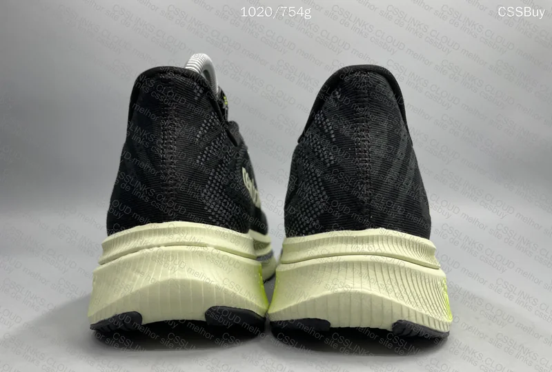 New Balance FuelCell Super Comp Trainer V2 3