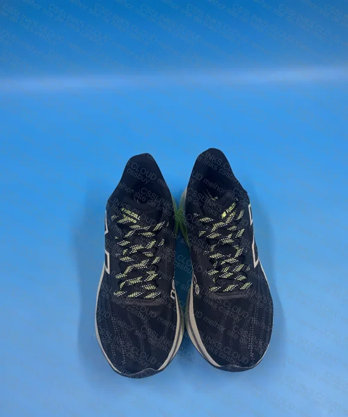 New Balance fuelcell supercomb v2
