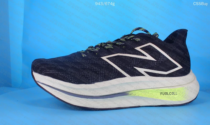 New Balance FuelCell Supercomp Trainer V2 4