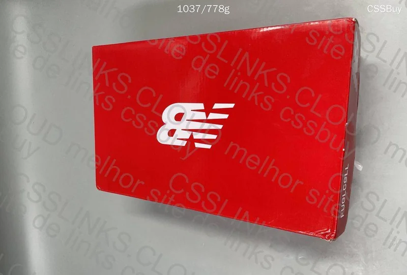 New Balance FuelCell Supercomp Trainer V2