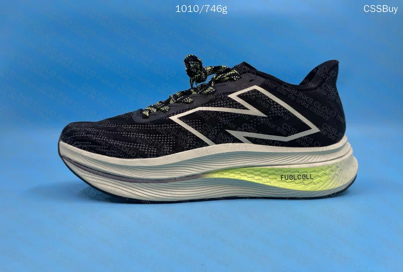 New Balance Fuelcell Supercomp Trainer V2