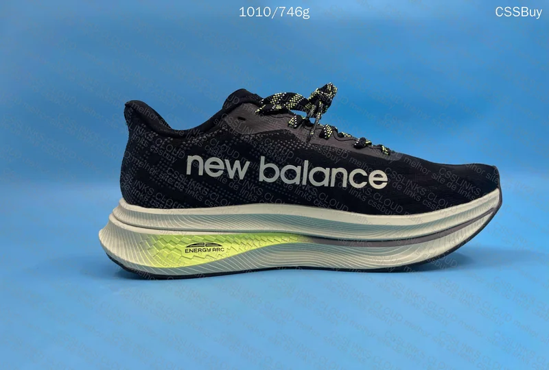 New Balance Fuelcell Supercomp Trainer V2 2