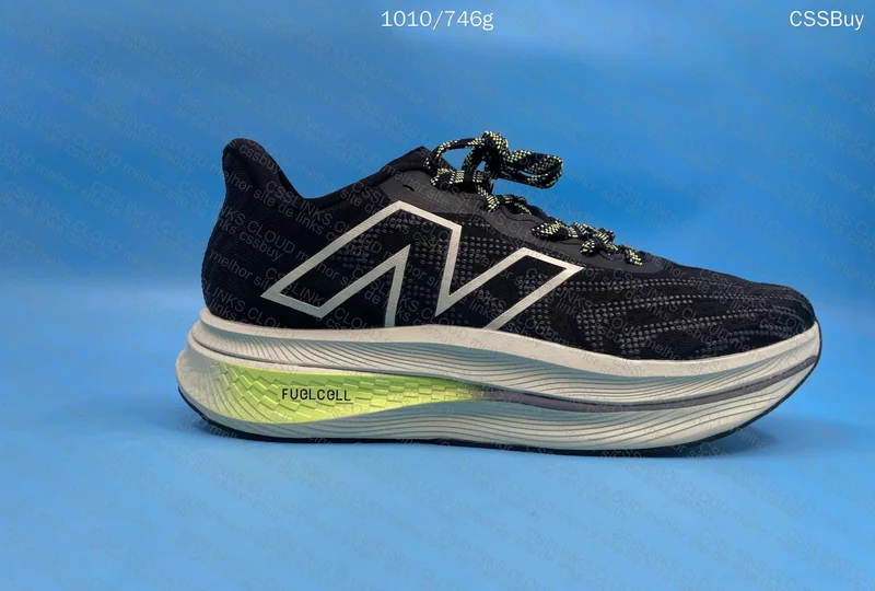 New Balance Fuelcell Supercomp Trainer V2 3