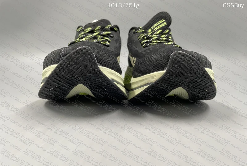 New Balance Fuelcell Supercomp Trainer V2 2