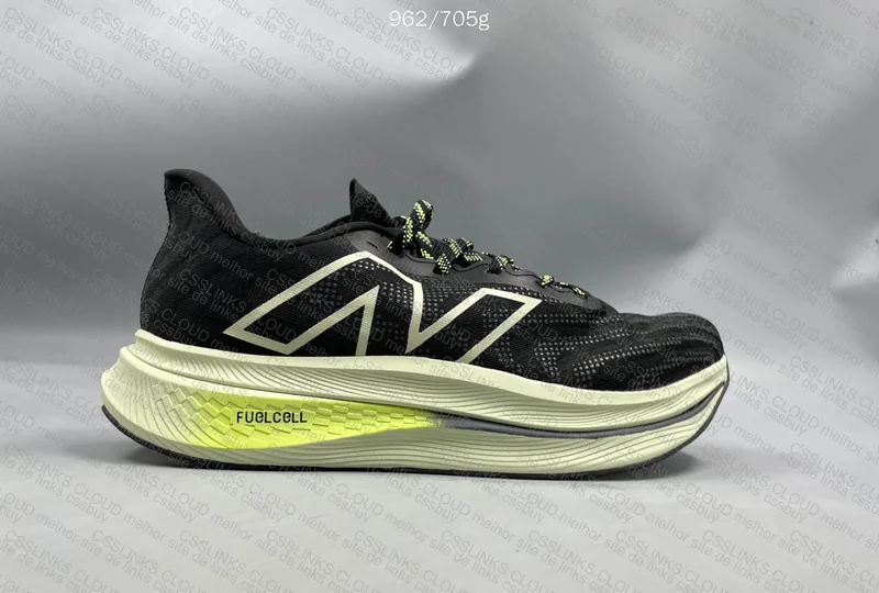 New Balance Fuelcell Supercomp Trainer V2