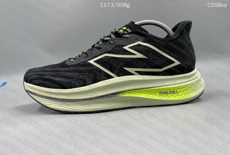 New Balance Fuelcell Supercomp Trainer V2 GL? 3