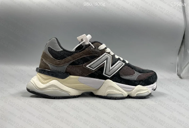 New Balance Brown 4