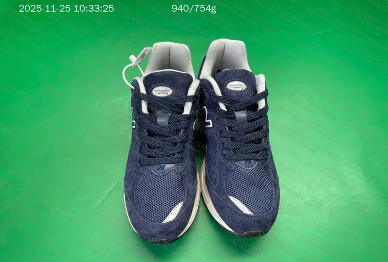 New Balance NB2002R 3