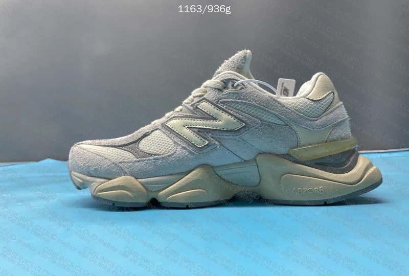 New Balance Quartz Grey