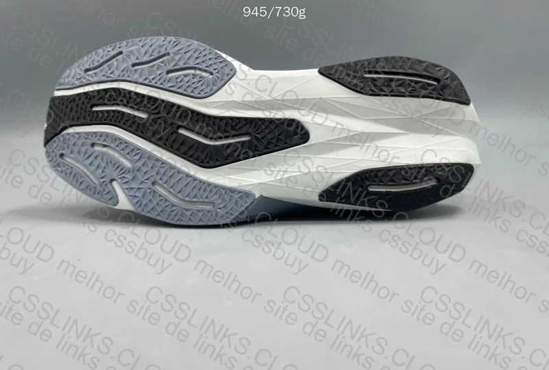 new balance rebel V4 4