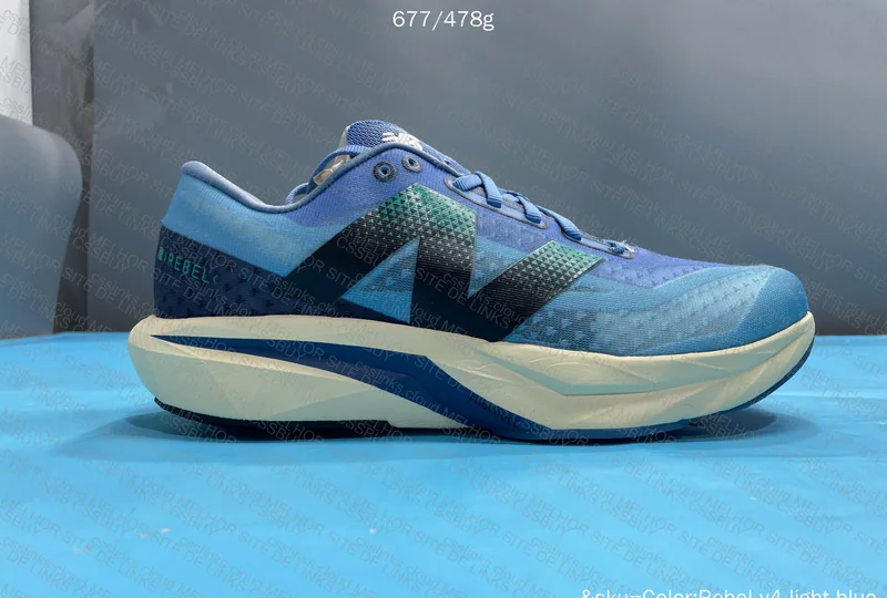 New Balance Rebel V4 5