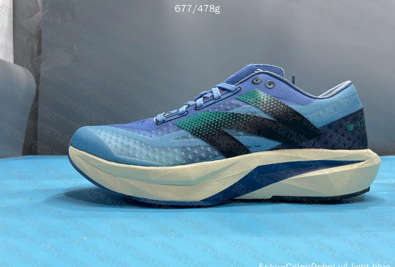 New Balance Rebel V4 6