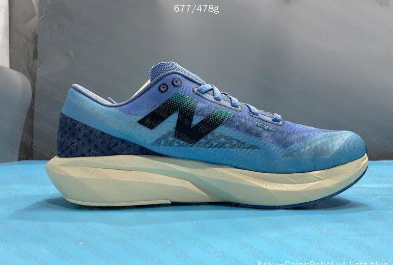 New Balance Rebel V4 8