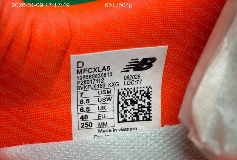 New Balance Rebel V5 9