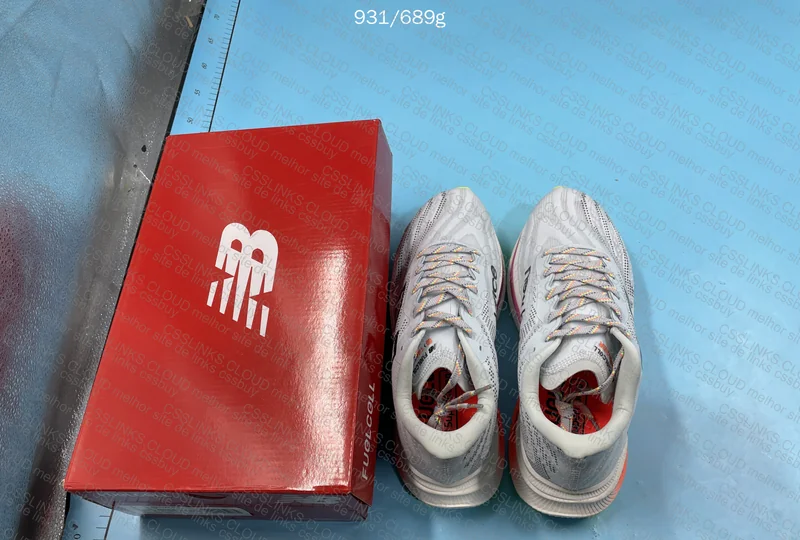 New Balance Supercomp Fuecell V2 2