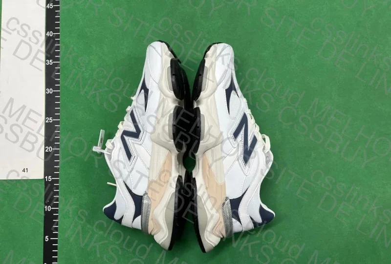 New Balance U9060