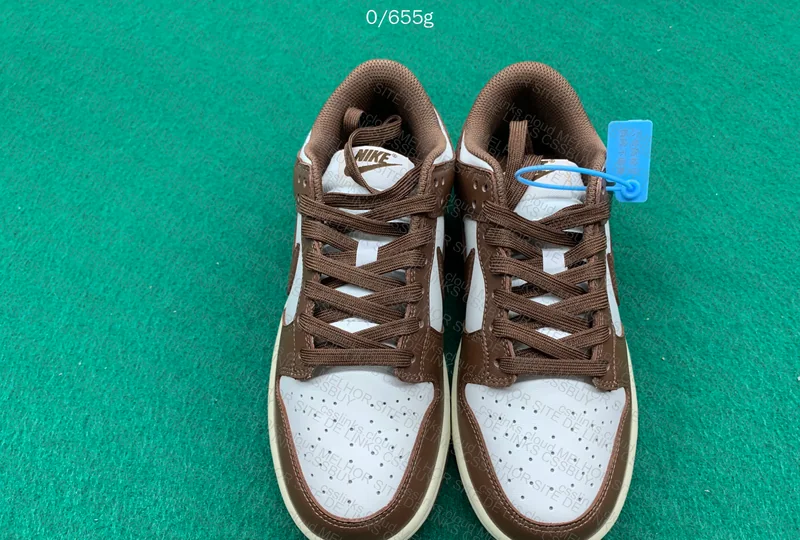 New VT Dunk 4