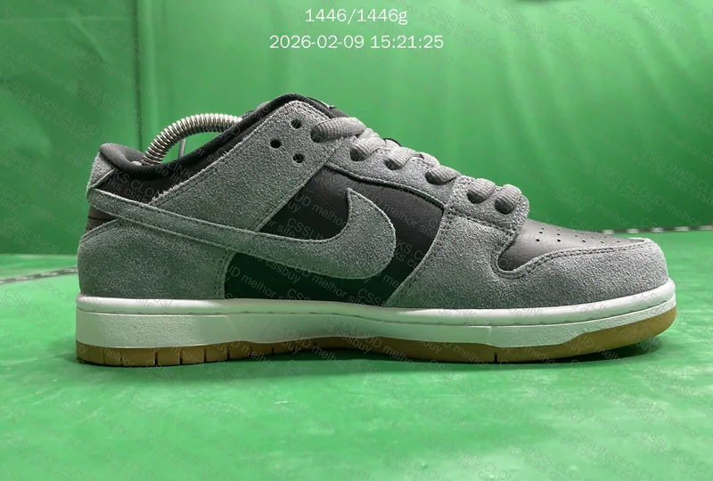 New VT Dunk 7