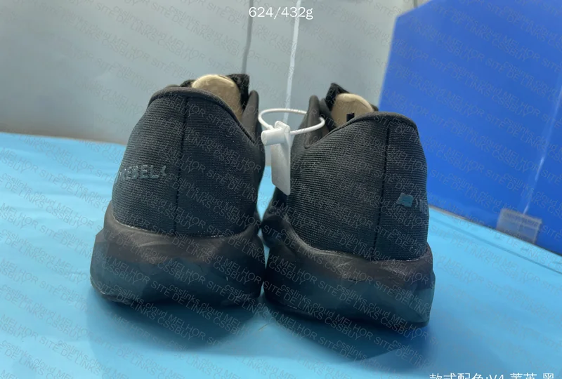 NEWBALANCE FUELCELL V4 3