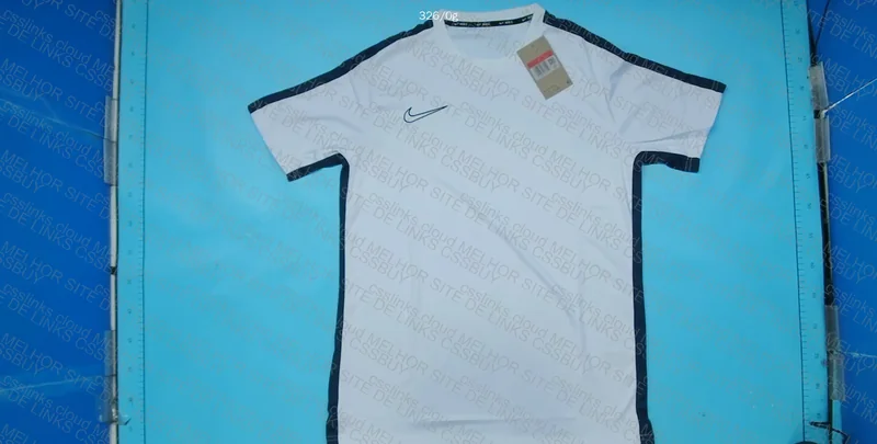 Nike Academy 4