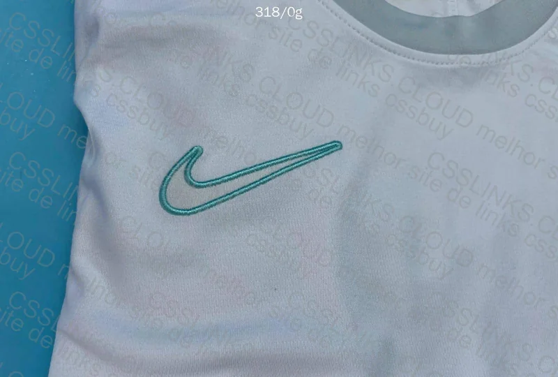 Nike Academy 25 5