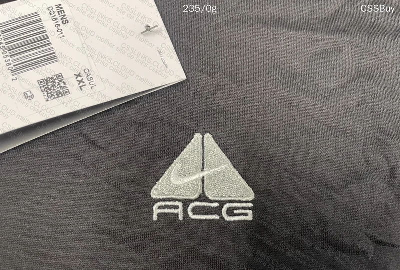 Nike ACG 50¥ with Measurements 2