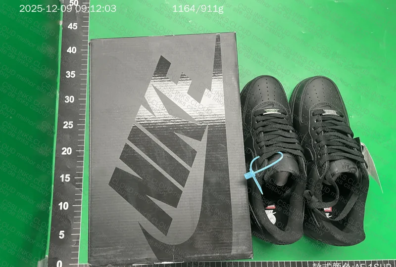 Nike AF Black Supreme 6